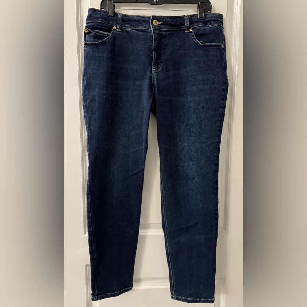 #1915  Chico’s Size 2 So Slimming Girlfriend Slim Leg Dark Wash Blue Denim Jeans